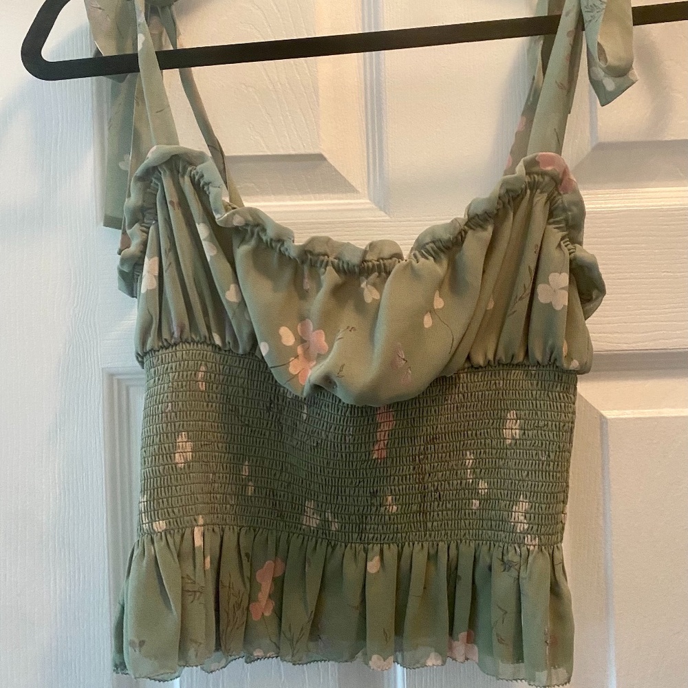 Aritzia Wilfred Ballad Camisole